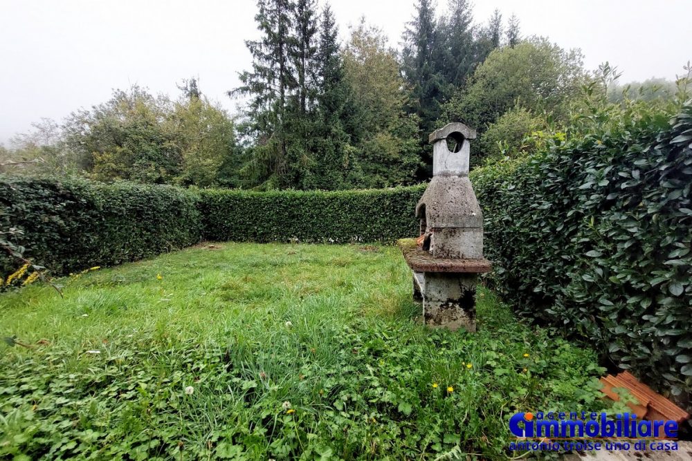 marliana momigno vendesi villatta con giardino 2