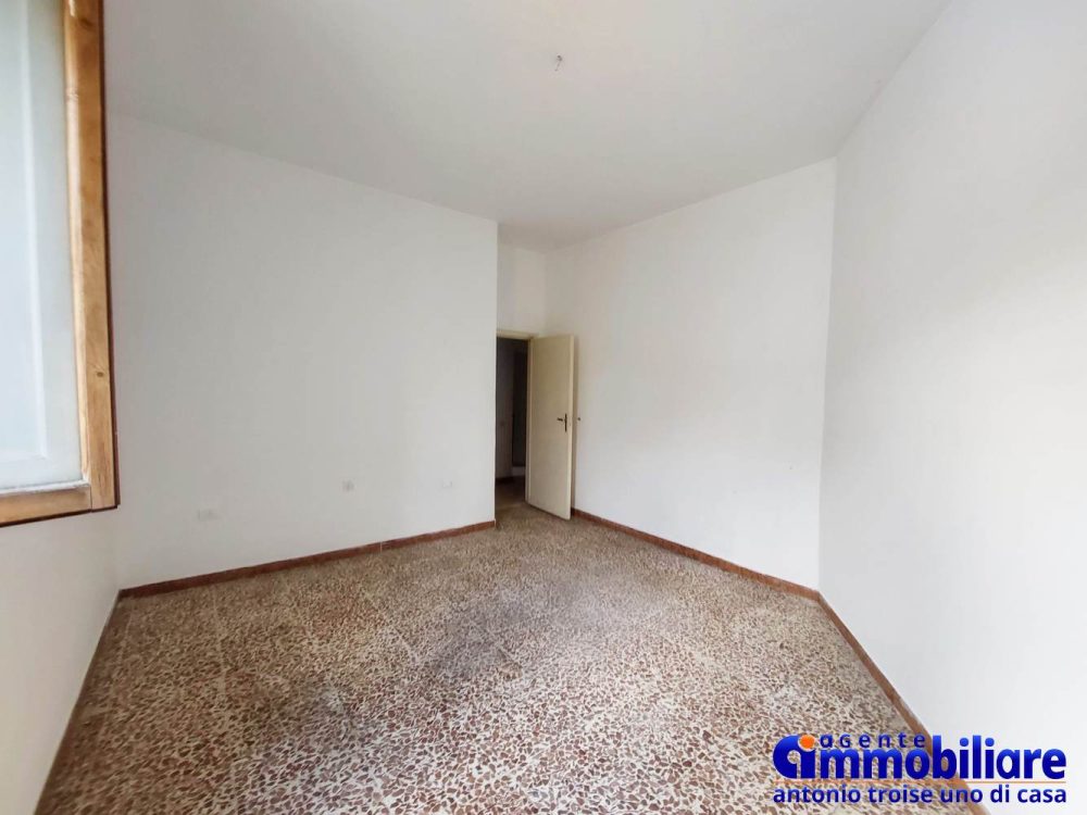 Pistoia-vendita-casa-terratetto-garage 16