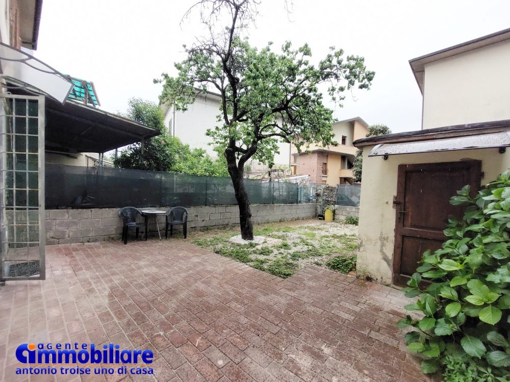 montecatini vendesi casa con giardino 18