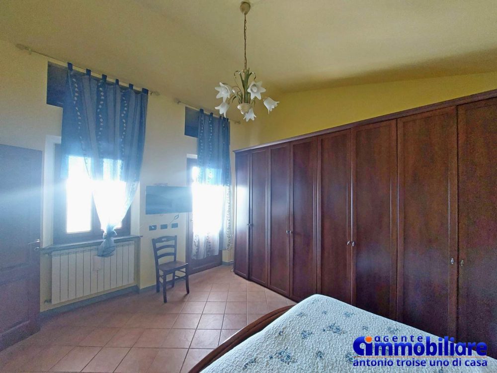 pistoia lupicciano vendesi casa panoramica 2
