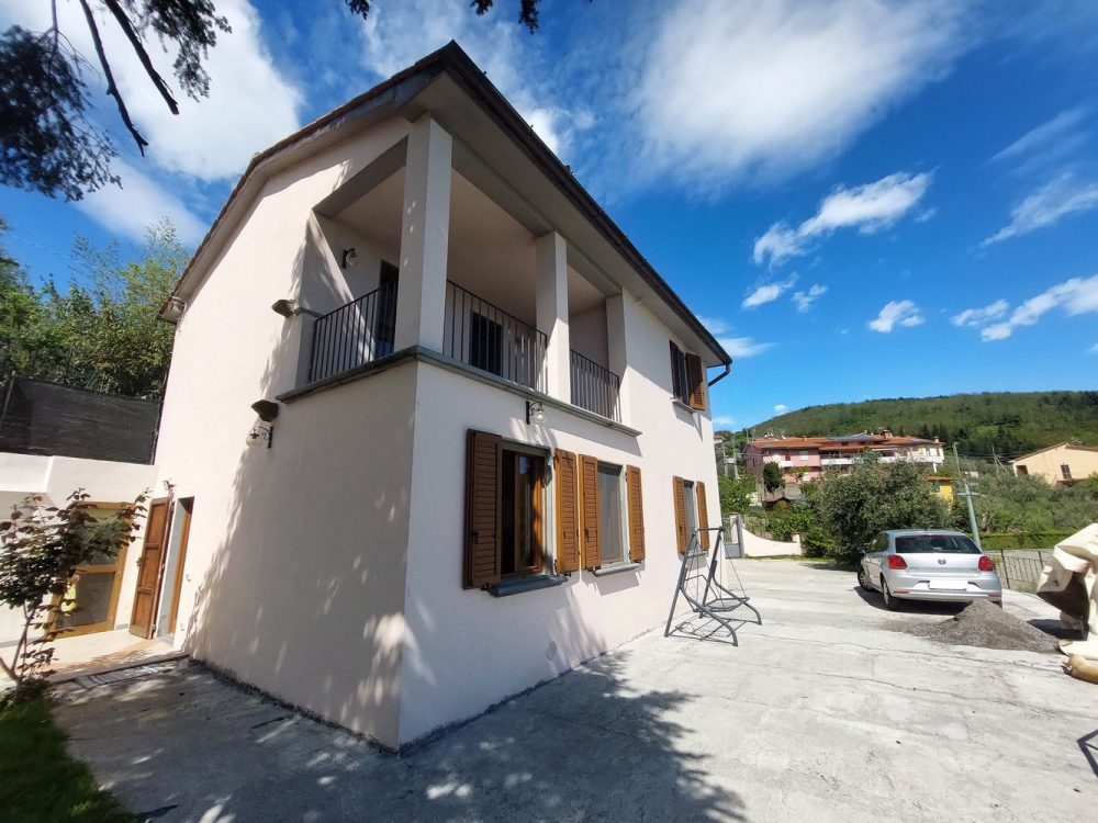 pistoia lupicciano vendesi casa panoramica 20