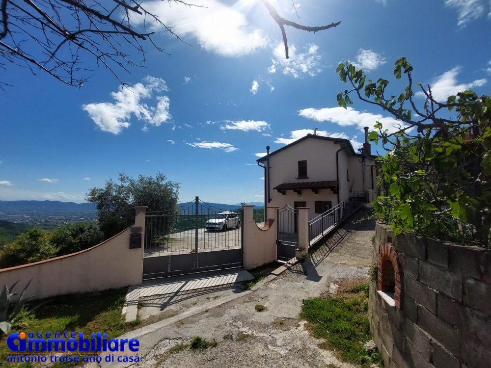 pistoia lupicciano vendesi casa panoramica 22