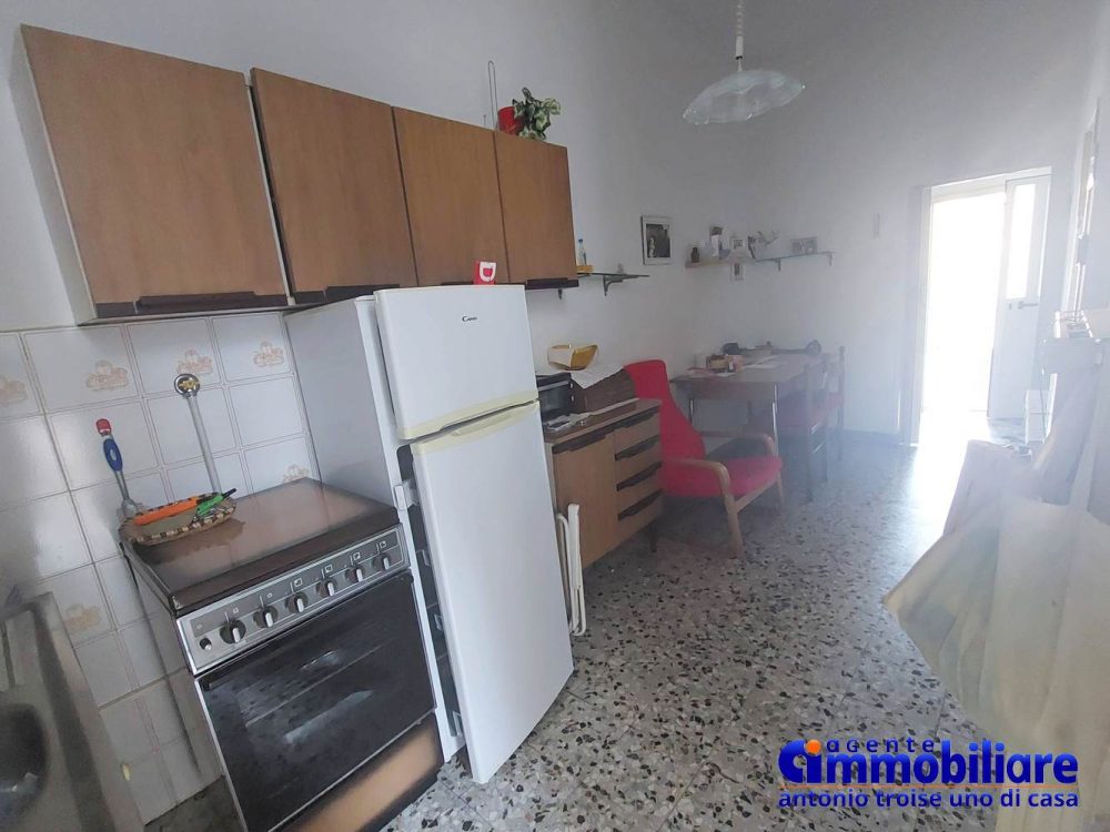 pistoia-vendesi-casa-indipendente-terratetto-corte-terrazza-17