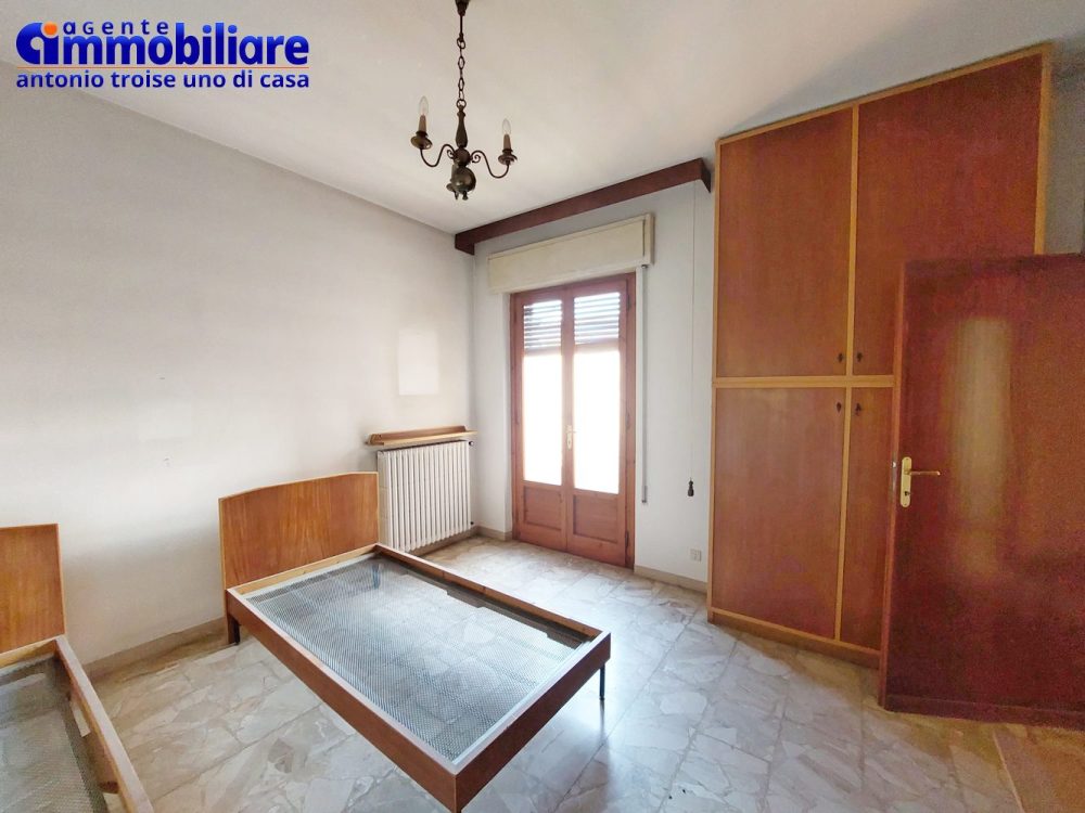 pistoia-monsummano-terme-vendesi-casa-bifamiliare-villa-appartamenti-giardino-garage 31