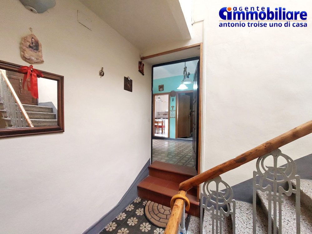 pistoia-centro-vendita-appartamento-soffitta-2-camere 14