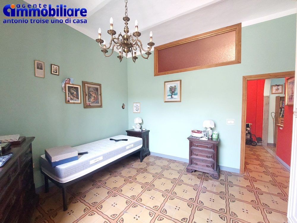 pistoia-centro-vendita-appartamento-soffitta-2-camere 25