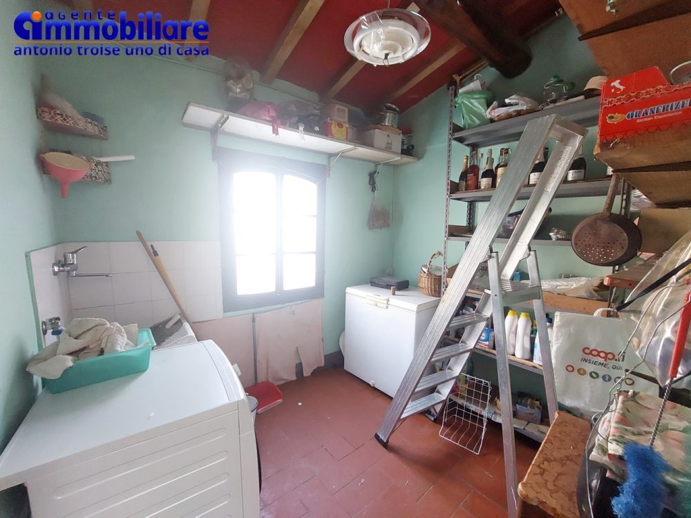pistoia-centro-vendita-appartamento-soffitta-2-camere 29