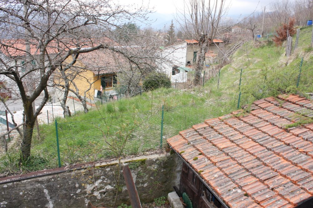 prataccio-montagna-pistoia-vendesi-casa-giardino