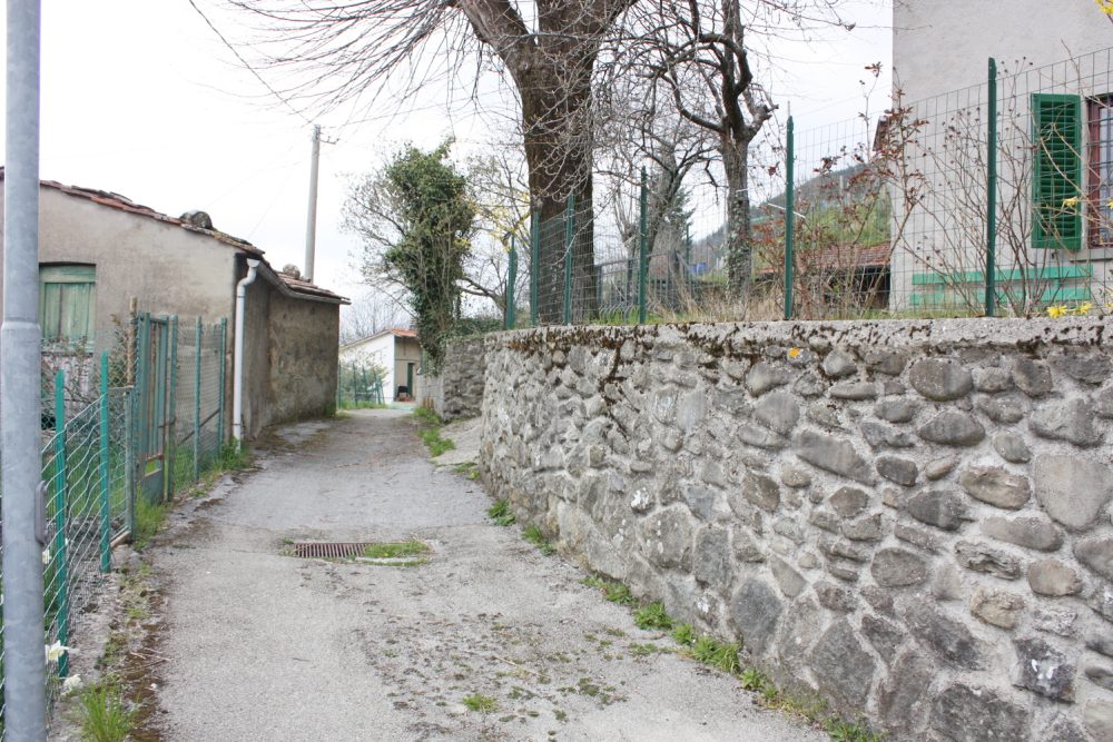 prataccio-montagna-pistoia-vendesi-casa-giardino 6