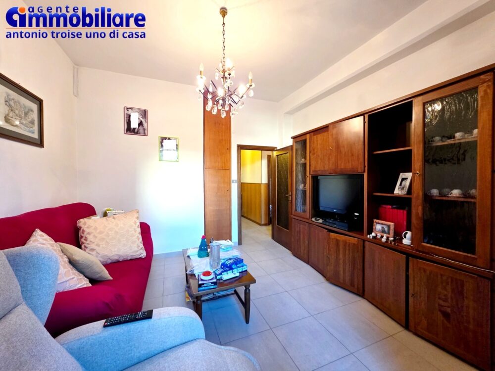 pistoia-capostrada-vendita-piano-rialzato-appartamento 2