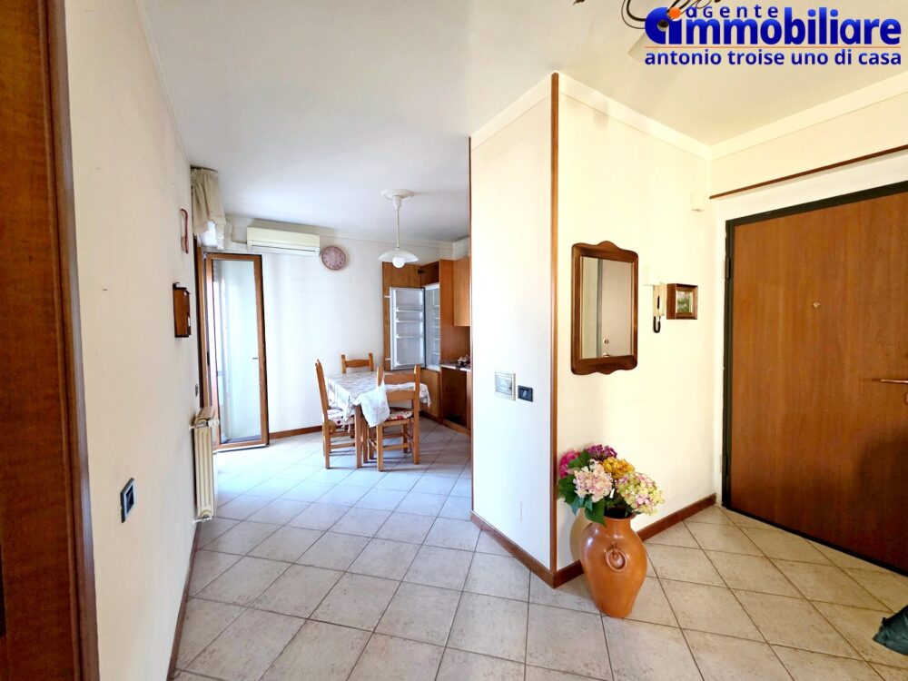 pistoia-pontelungo-vendita-appartamento-cantina-posto-auto 30