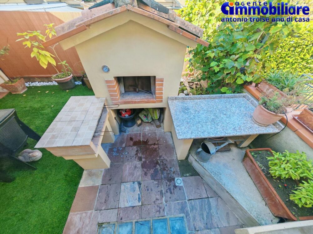 pistoia-vendita-casa-giardino-garage 23