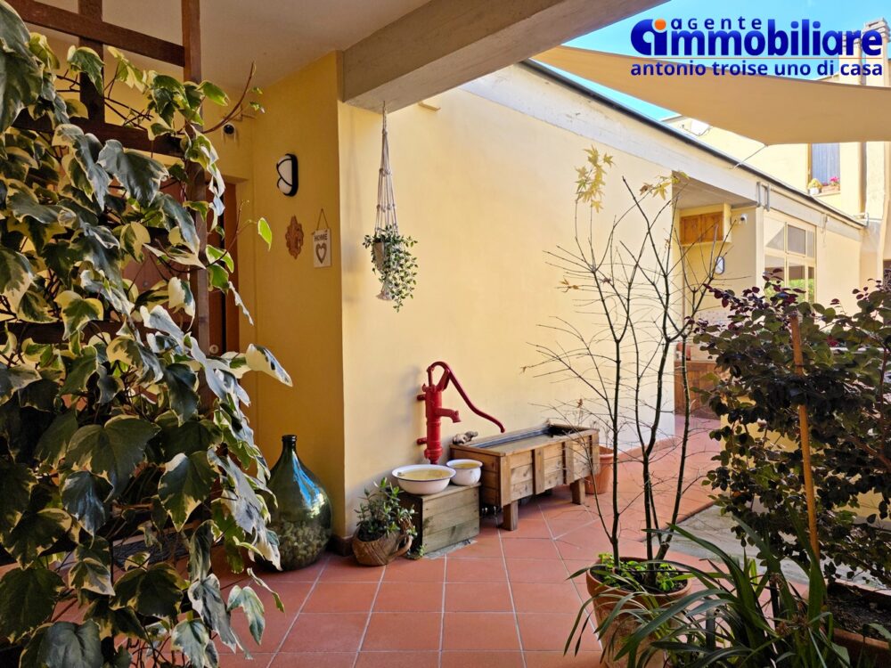 pistoia-vendita-casa-giardino-garage 30