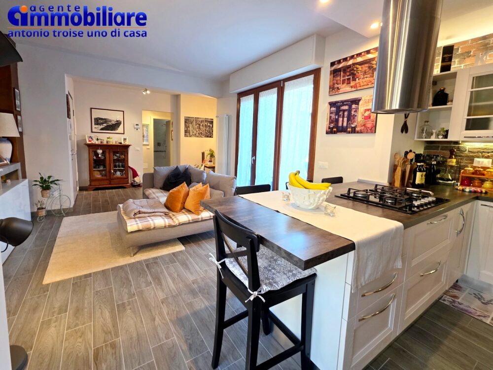 pistoia-vendita-casa-giardino-garage 9