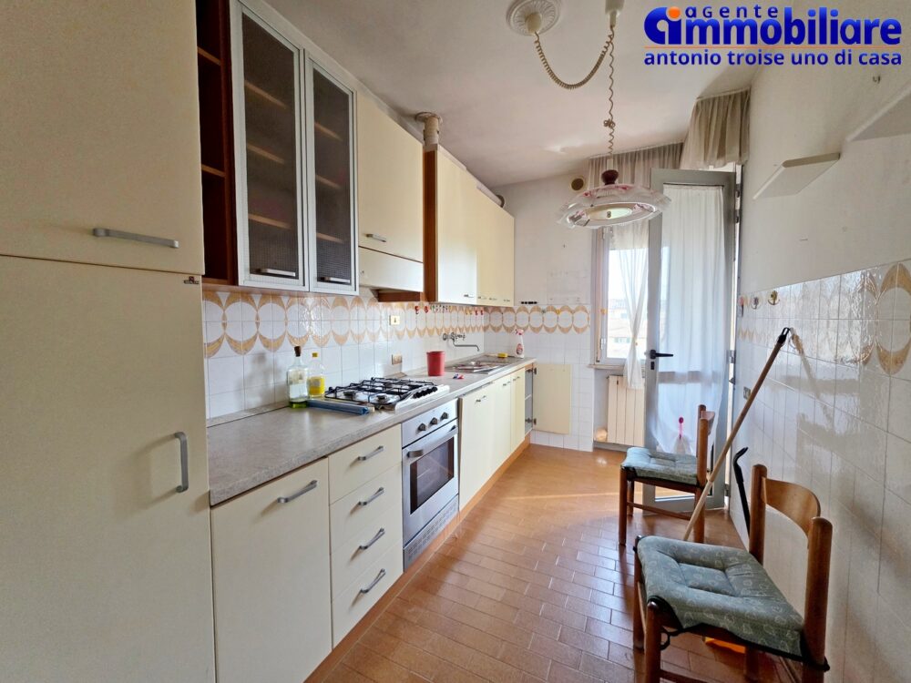 pistoia-vendesi-casa-ultimo-piano 9