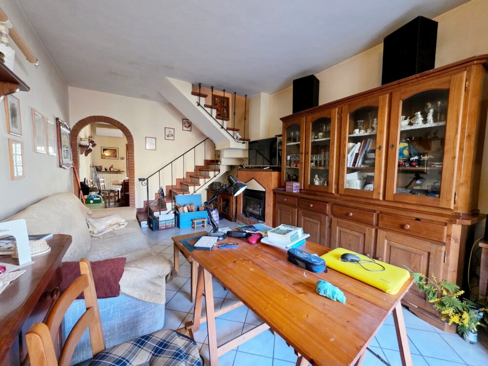 pistoia-vendita-terra-tetto-casa-indipendente 3