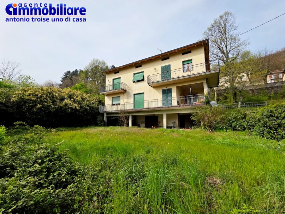 pistoia-cireglio-vendesi-villa-bifamiliare-terreno-appartamenti