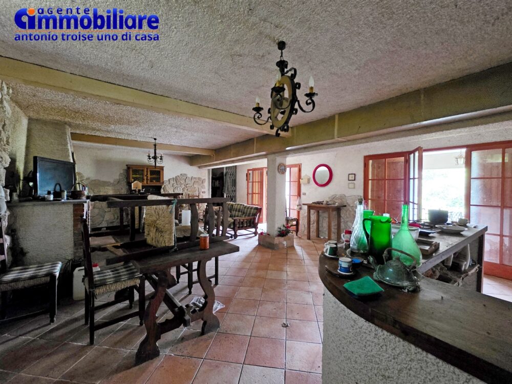 pistoia-cireglio-vendesi-villa-bifamiliare-terreno-appartamenti 14