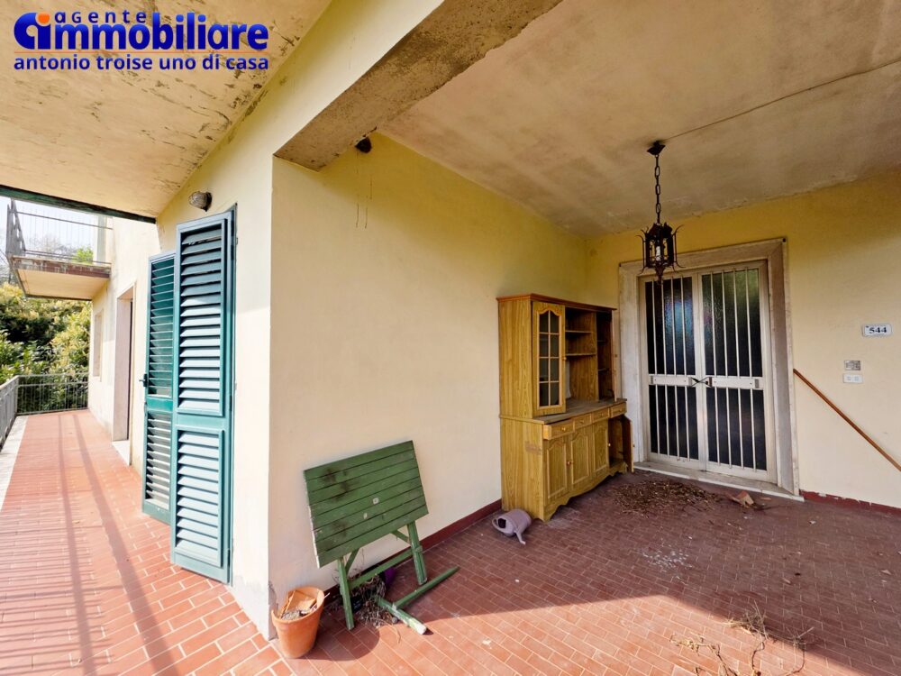 pistoia-cireglio-vendesi-villa-bifamiliare-terreno-appartamenti 25