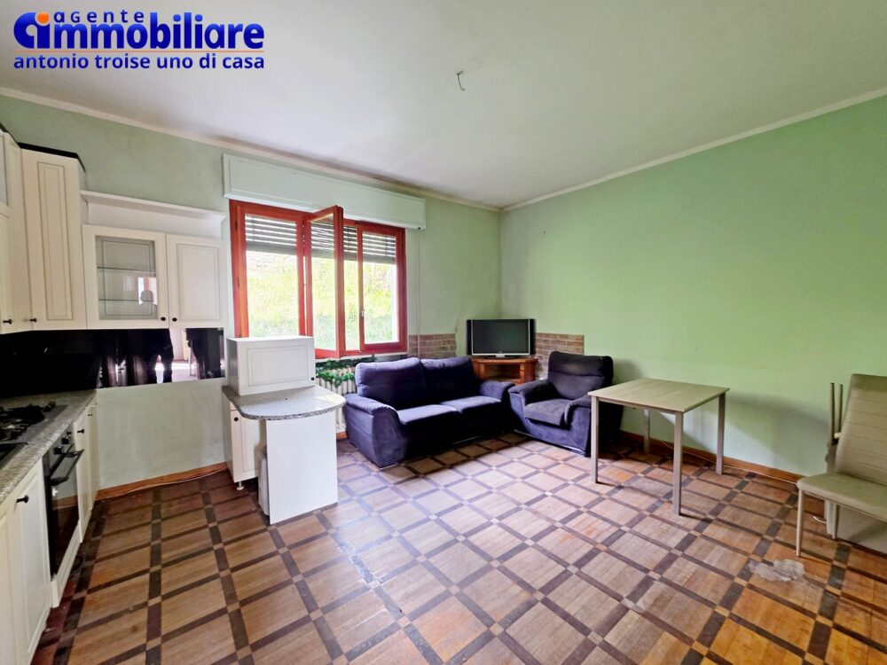 pistoia-cireglio-vendesi-villa-bifamiliare-terreno-appartamenti 31