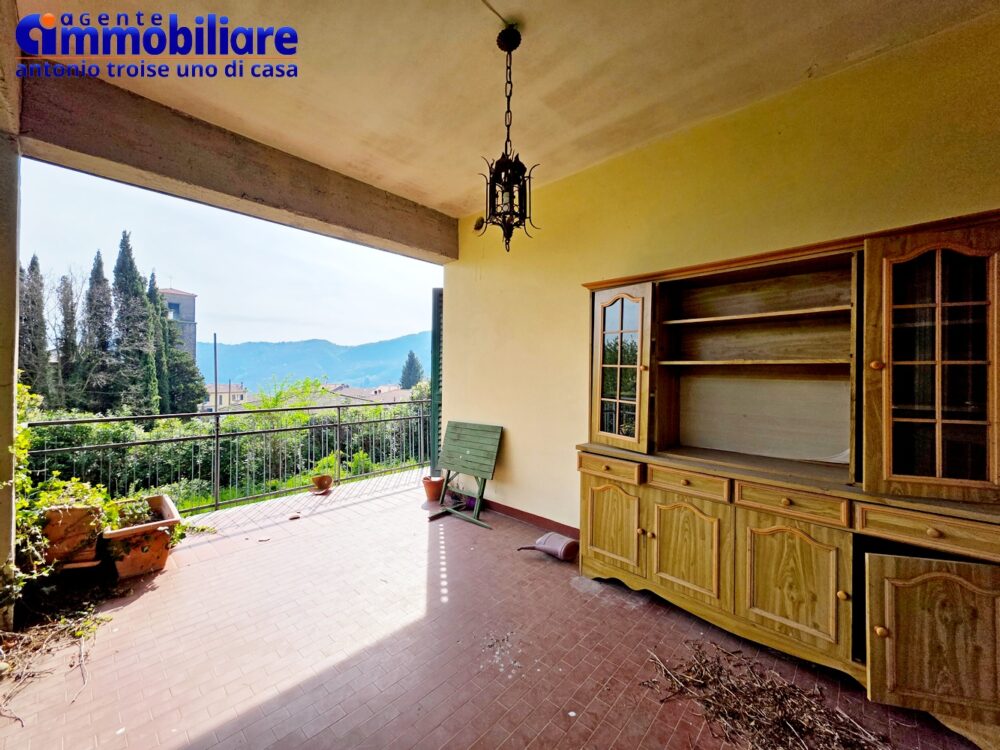 pistoia-cireglio-vendesi-villa-bifamiliare-terreno-appartamenti 34