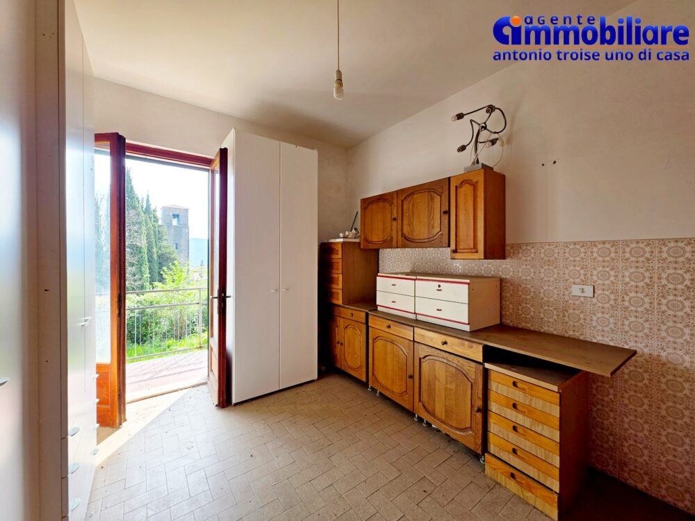 pistoia-cireglio-vendesi-villa-bifamiliare-terreno-appartamenti 36