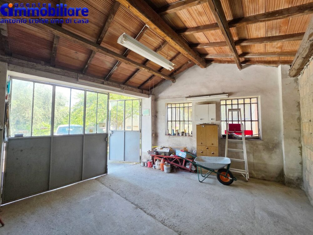 pistoia-vendesi-bifamiliare-garage-giardino 40