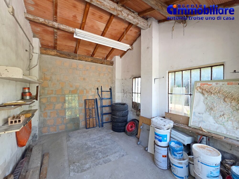 pistoia-vendesi-bifamiliare-garage-giardino 42