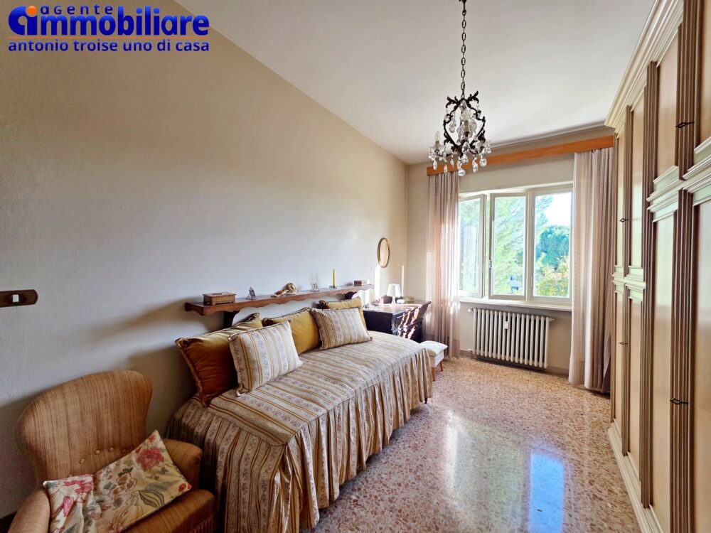pistoia-vendesi-appartamento-grande 24